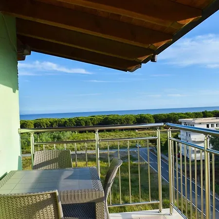 Hotel Mesdheu Velipojë