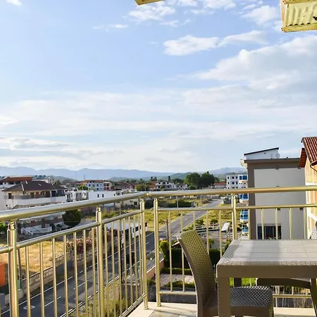 Hotel Mesdheu 3*