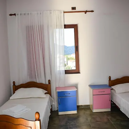 Mesdheu 3* Velipojë